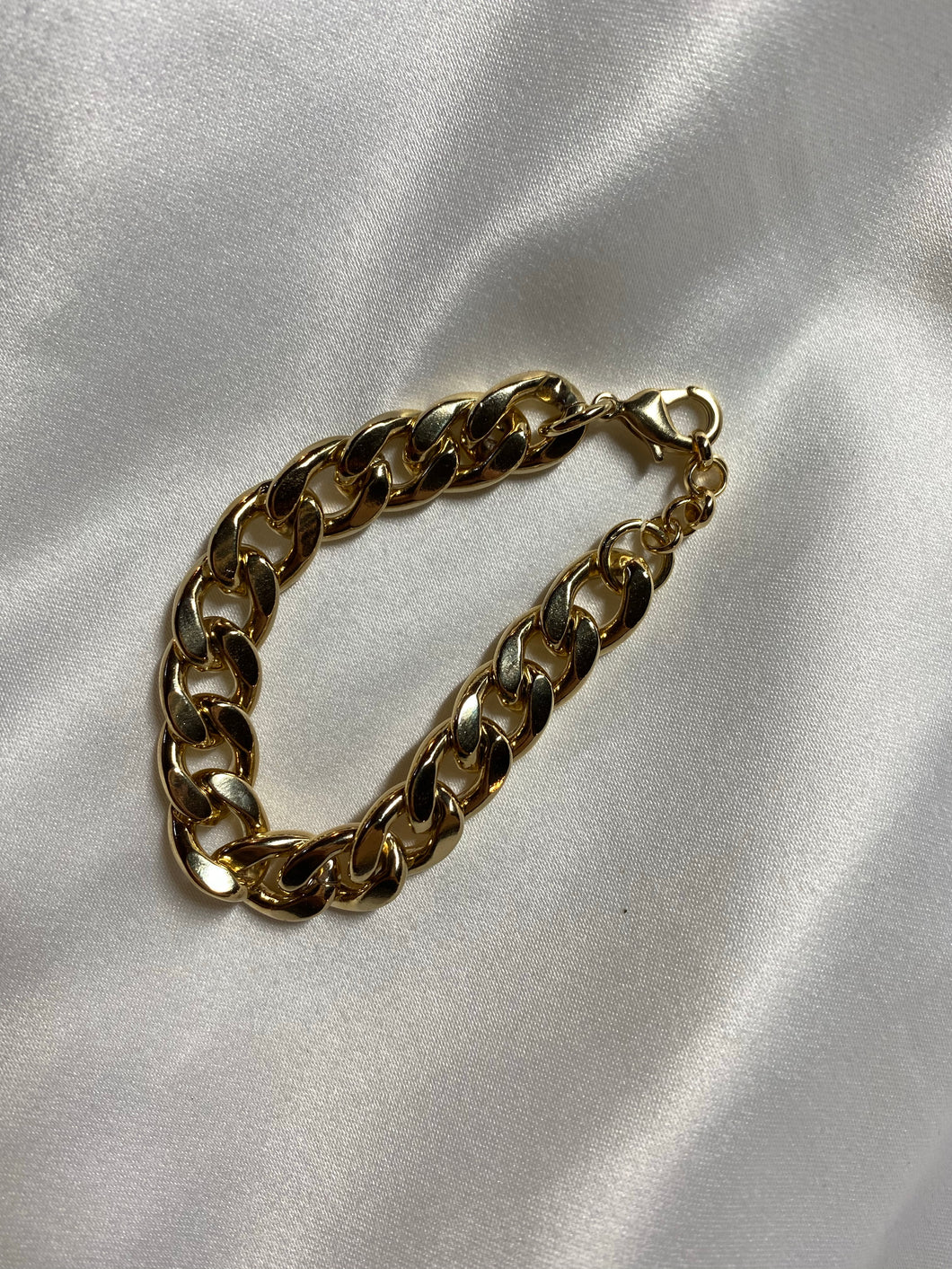 XL Curb Bracelet